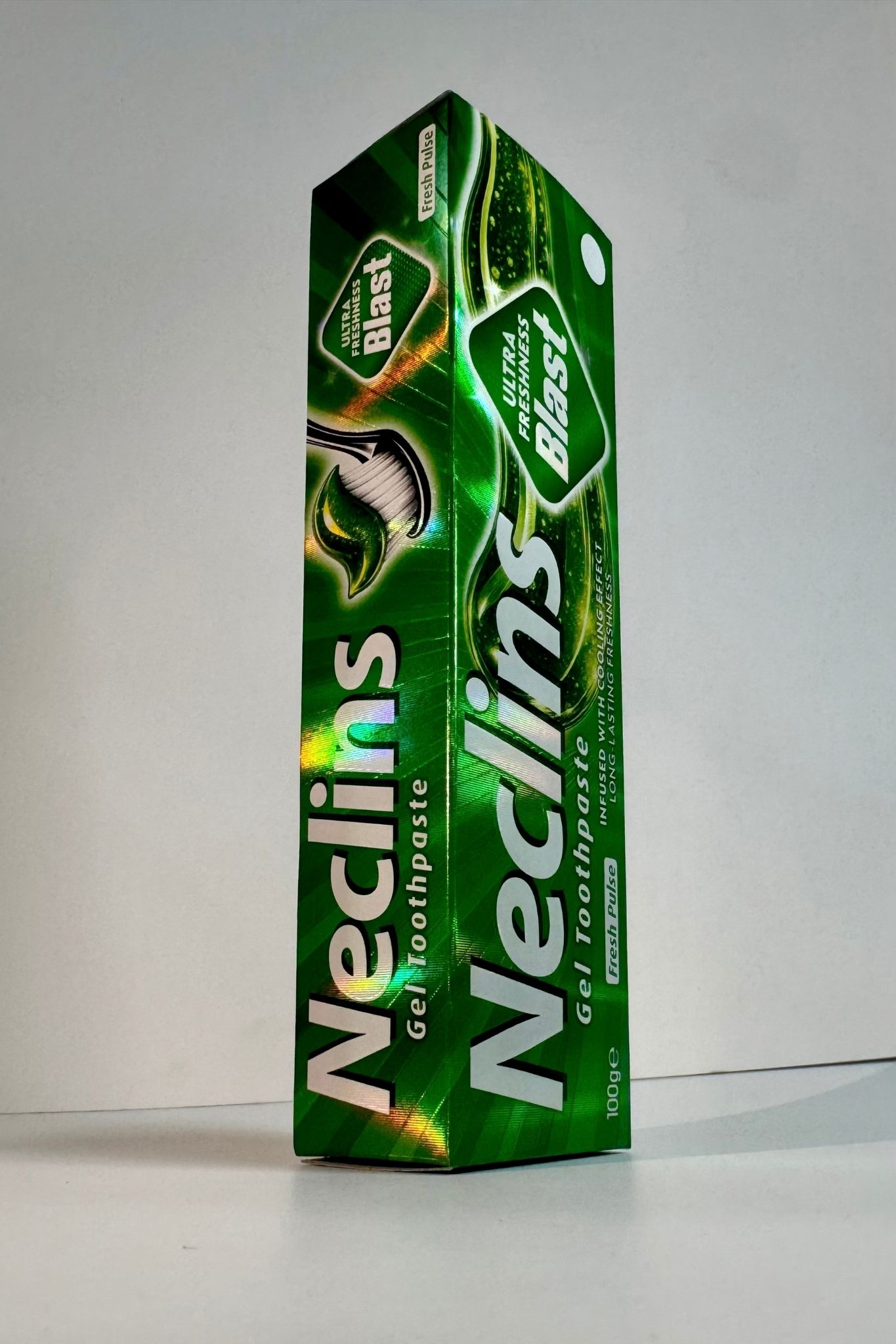 Neclins toothpaste carton with holographic foil